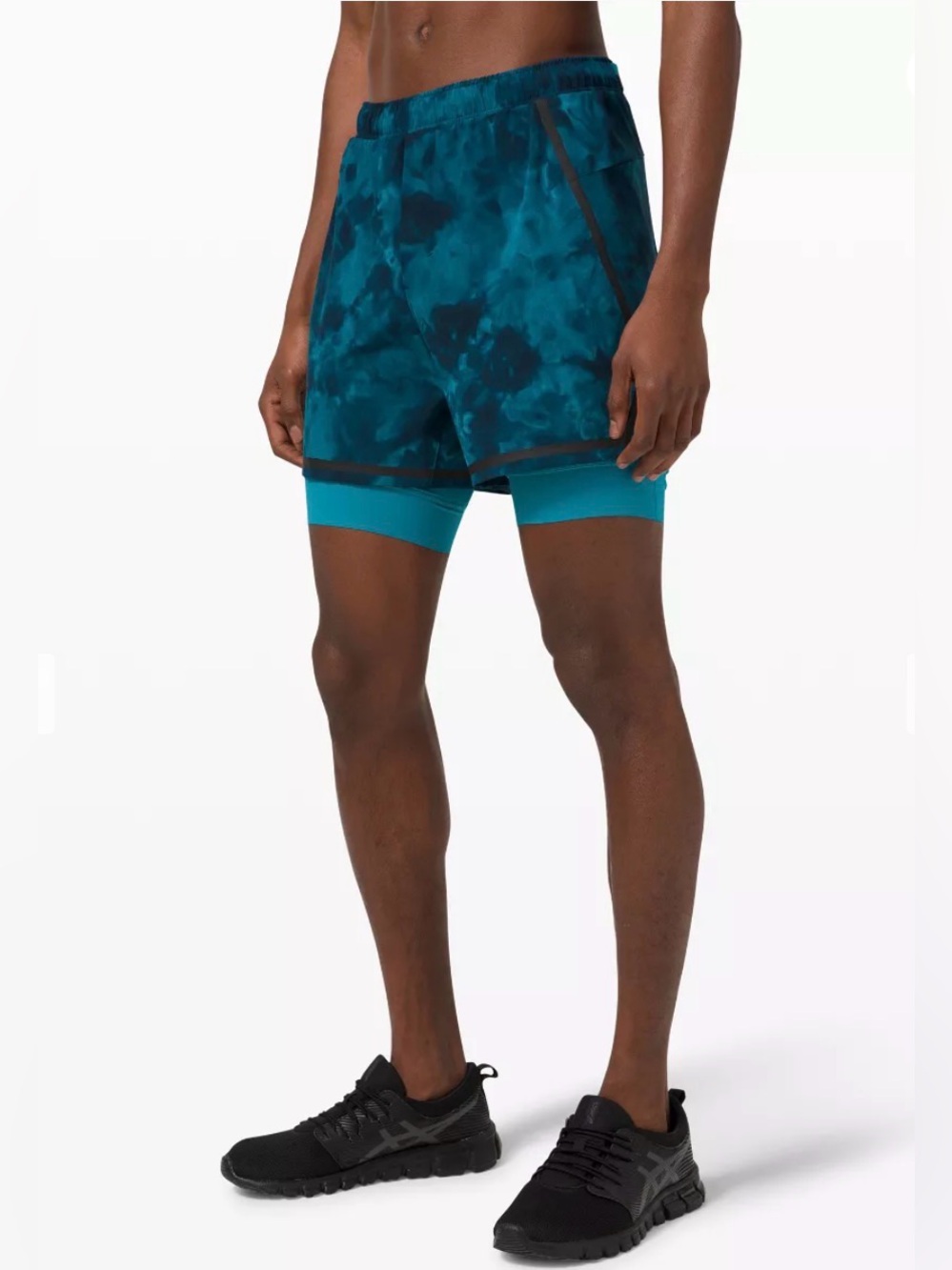 Lululemon Surge Short 6" Bold Lines
Spray Dye running Small S NEW